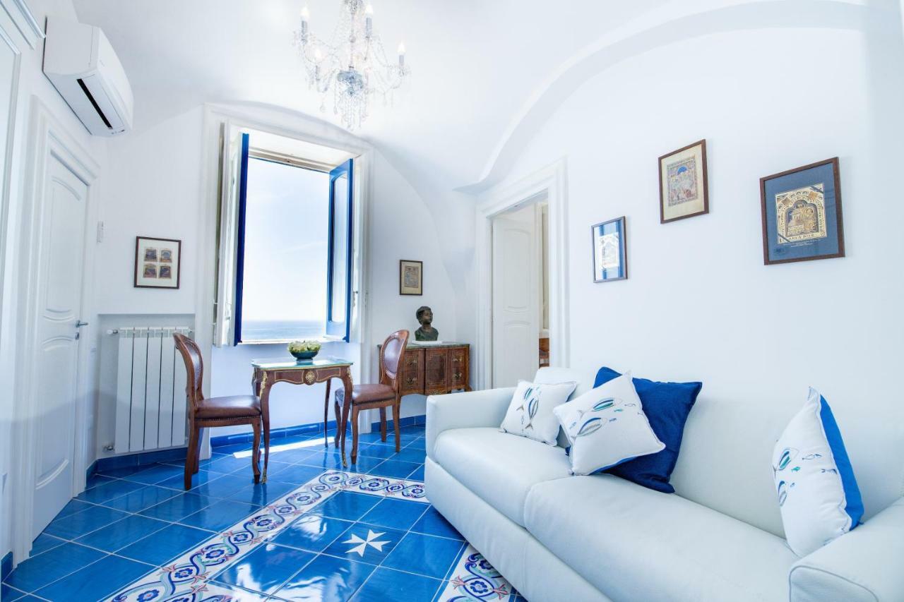 Suite Picasso Амальфи Экстерьер фото